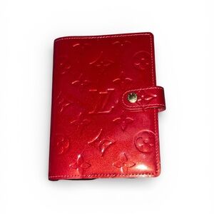 Louis Vuitton cherry 🍒 Red agenda 5.7x4.1has all original papers inside nwot
